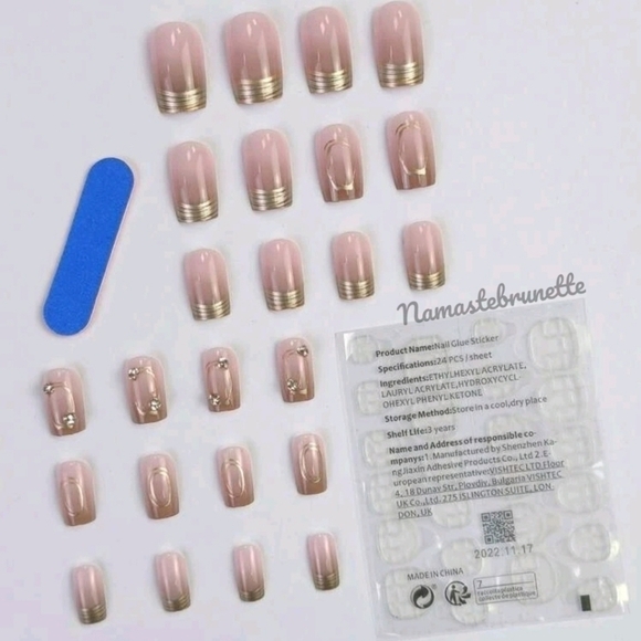 Rhinestone French Manicure Press On Nails - Picture 5 of 15